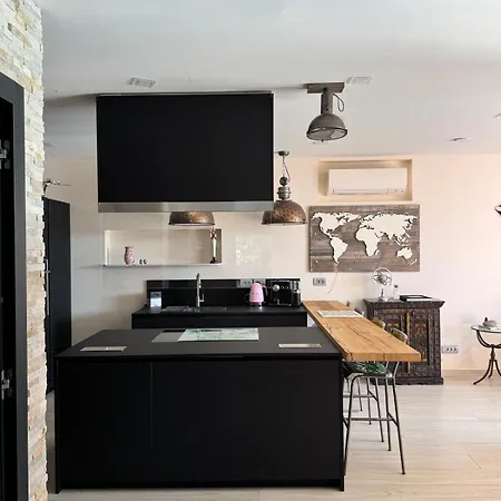 Villalino Tre Palme, Pool, 2 Schlafzimmer, 2 Baeder, Pool, Terrasse, Outdoor Fitness