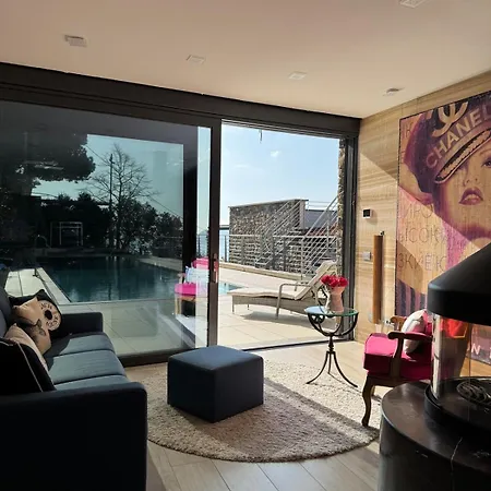 Villalino Tre Palme, Pool, 2 Schlafzimmer, 2 Baeder, Pool, Terrasse, Outdoor Fitness Apartamento