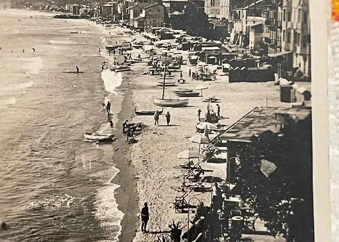 Villalino Tre Palme, Pool, 2 Schlafzimmer, 2 Baeder, Pool, Terrasse, Outdoor Fitness Alassio