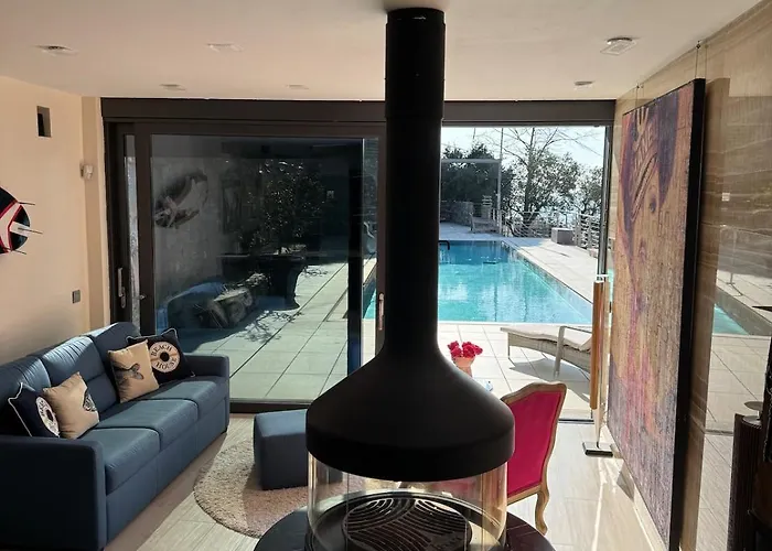 Apartment Villalino Tre Palme, Pool, 2 Schlafzimmer, 2 Baeder, Pool, Terrasse, Outdoor Fitness