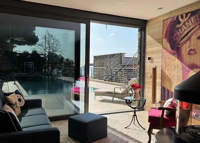 Villalino Tre Palme, Pool, 2 Schlafzimmer, 2 Baeder, Pool, Terrasse, Outdoor Fitness Apartment